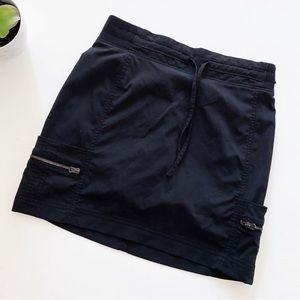 ATHLETA 2 Black Trekkie Skorts / Skirt Zipper Pockets